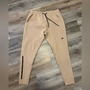 Alphalete Men’s Joggers